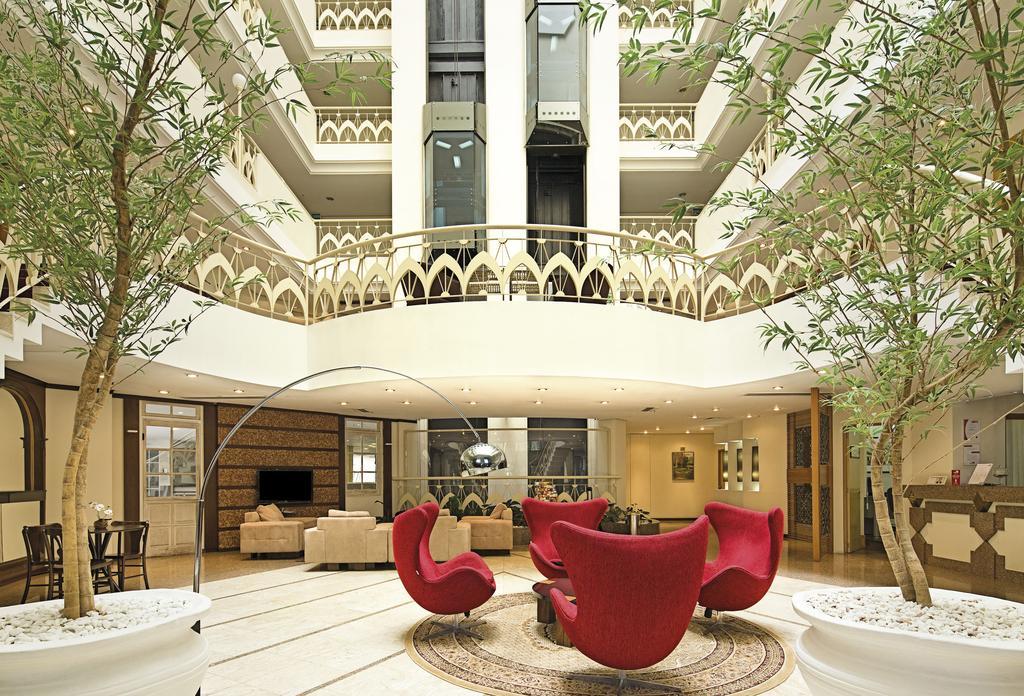 Swan Hotel 4*