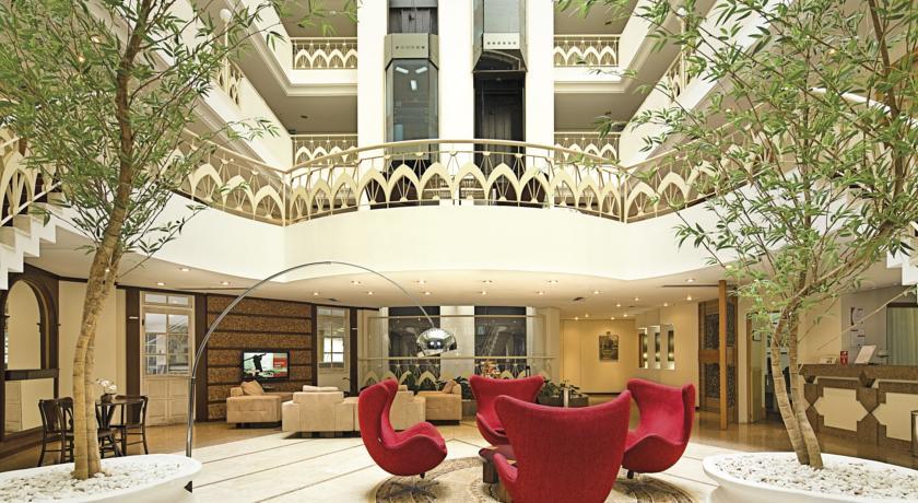 Swan 4*